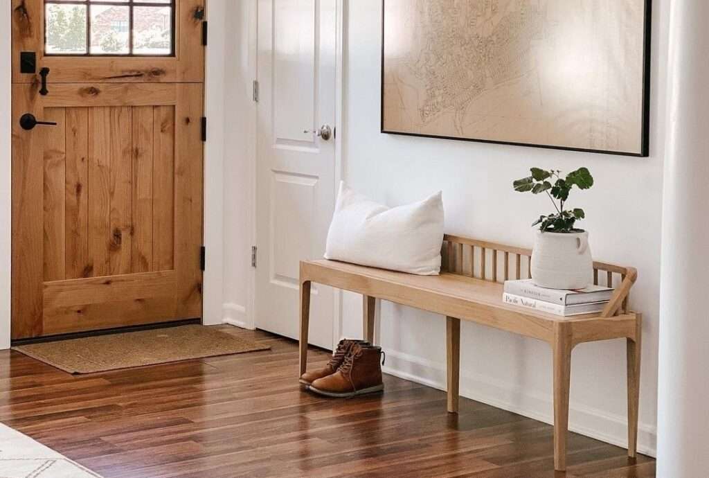 What Can I Put in a Small Entryway?